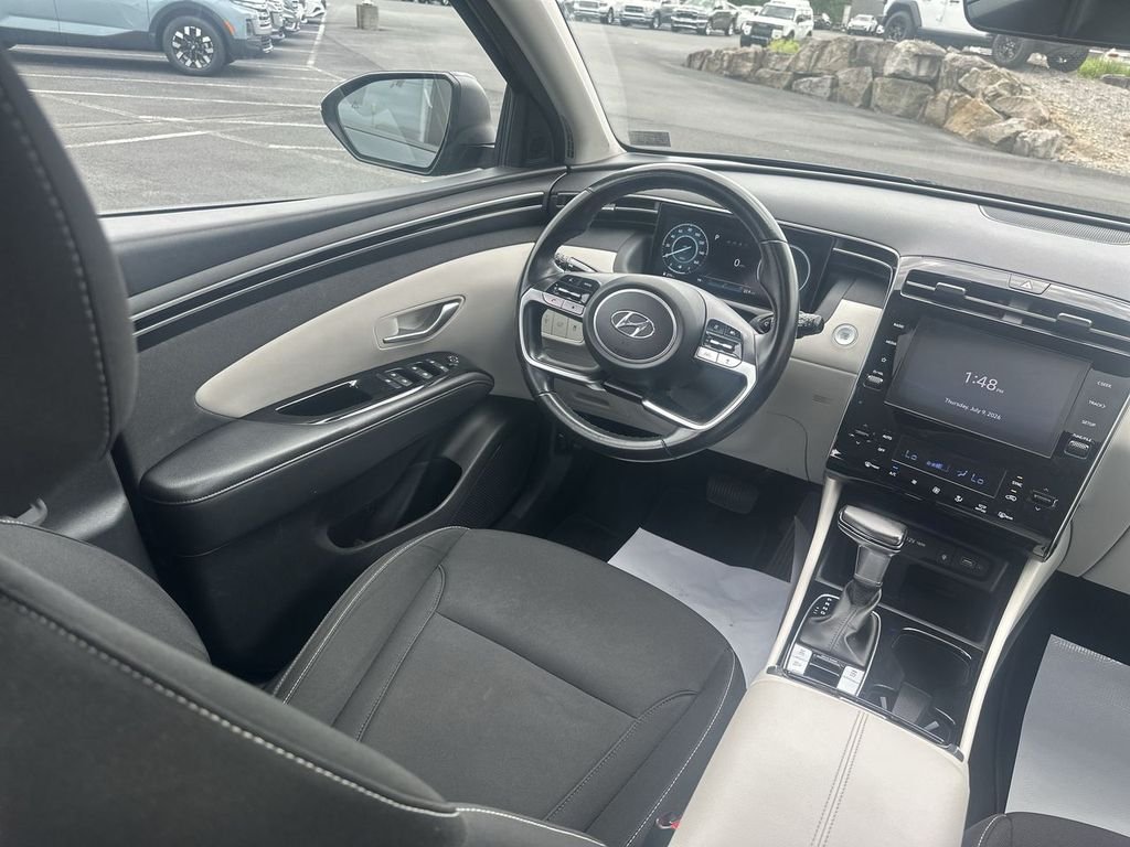 Used 2022 Gray Hyundai SEL image 15