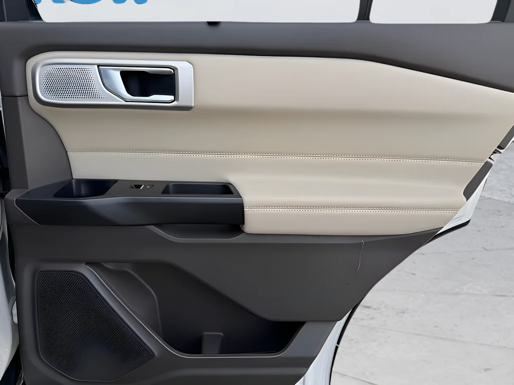 Used 2020 White Ford Platinum image 26