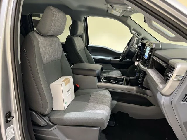 New 2026 Silver Ford XLT image 23