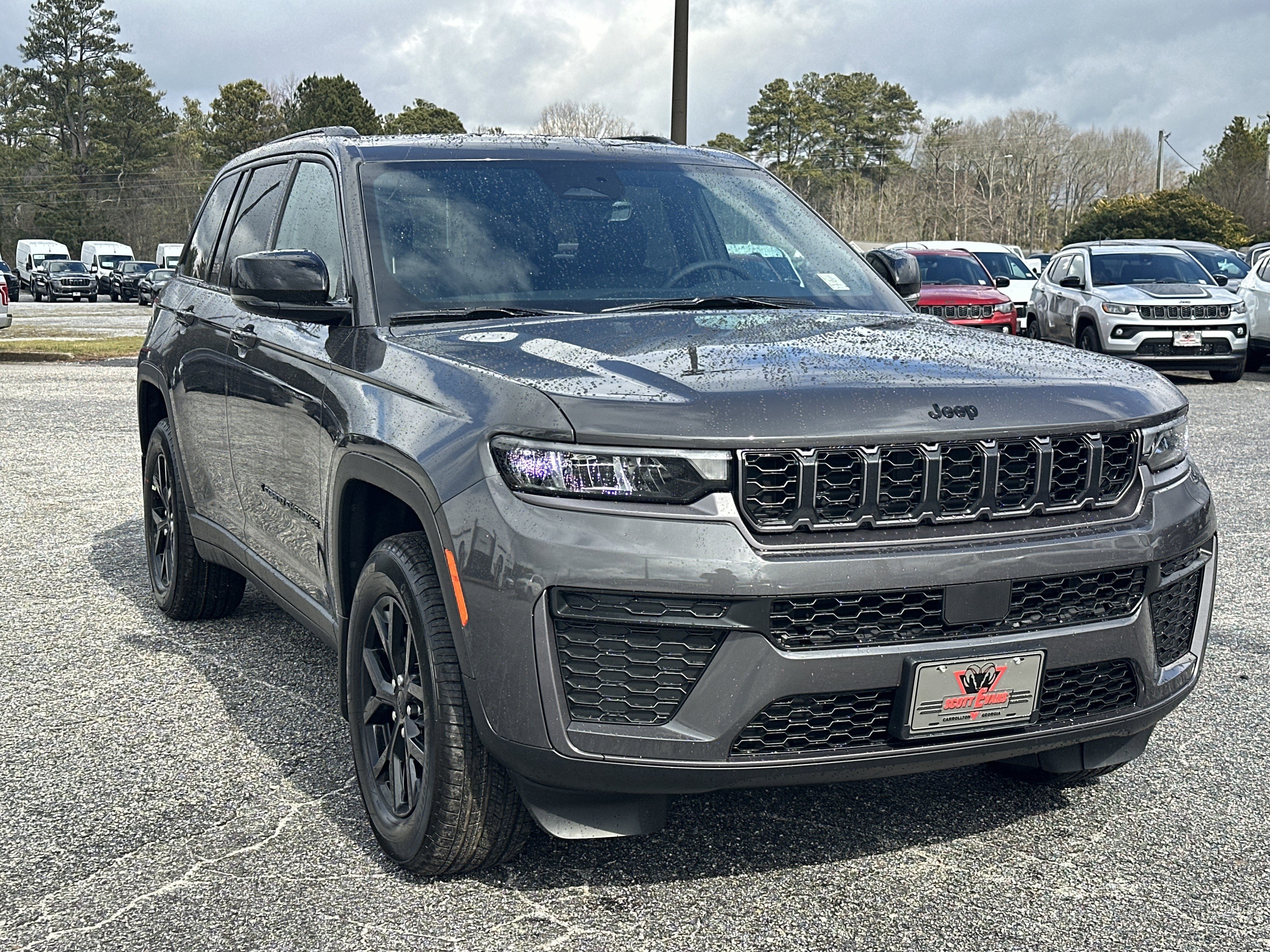 New 2026 Baltic Gray Metallic Clear-Coat Exterior Paint Jeep Laredo Altitude image 2