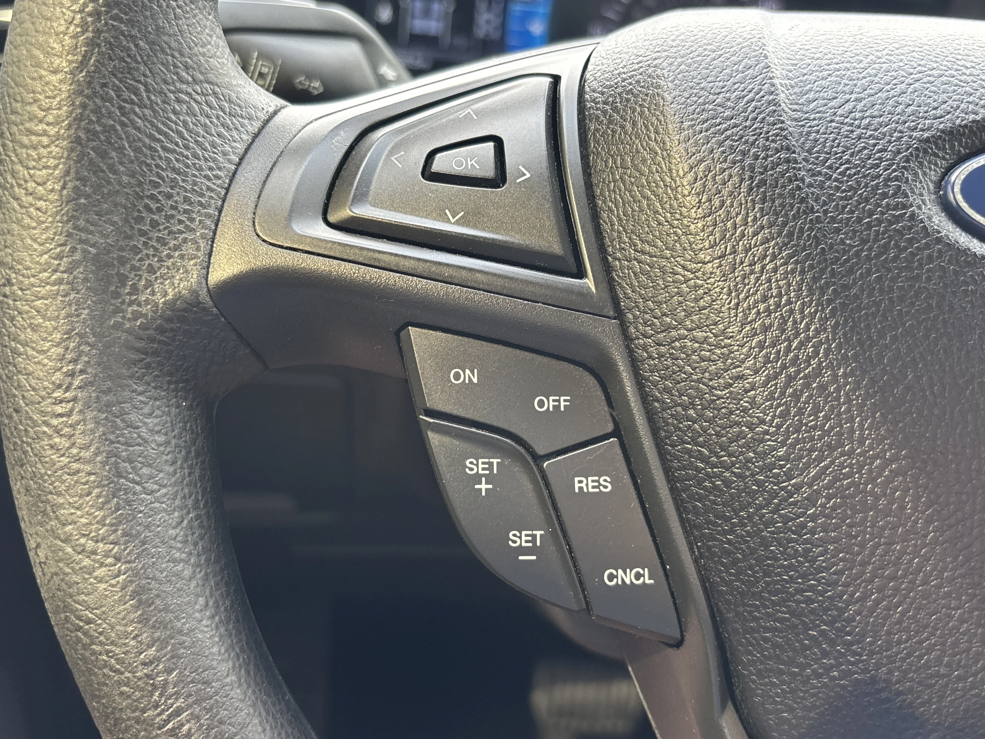 Used 2023 Iconic Silver Metallic Ford SE AWD image 23