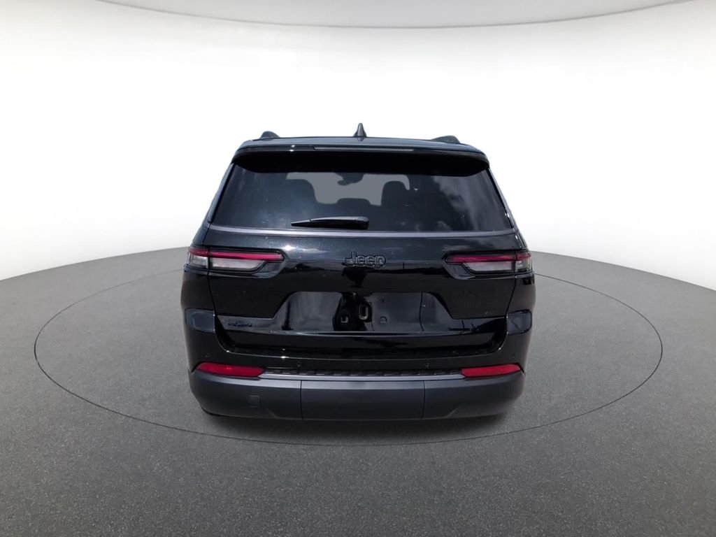 New 2026 Black Jeep Altitude image 7