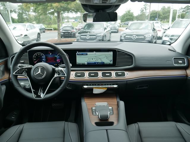 New 2026 MANUFAKTUR Moonlight White Metallic Mercedes-Benz GLE 450 image 32