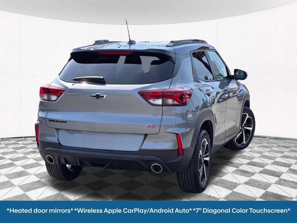 Used 2023 Gray Chevrolet RS image 17