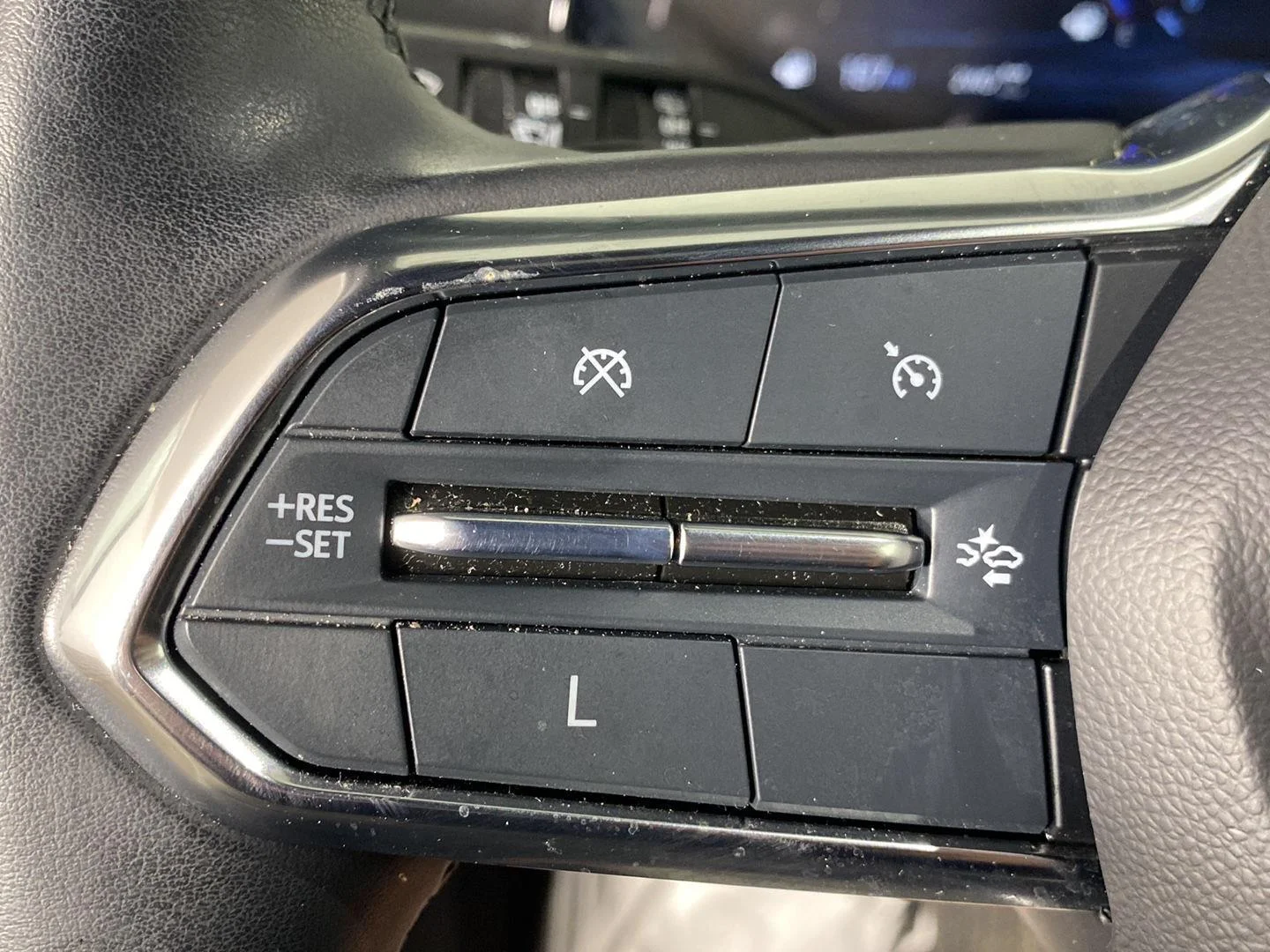 Used 2025  Chevrolet LT image 23