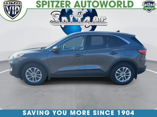 Used 2020 Magnetic Metallic Ford SE image 6