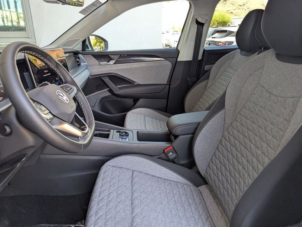 2025 Volkswagen Tiguan S - Photo 14
