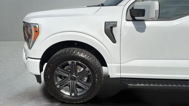 Used 2023 White Ford LARIAT image 35