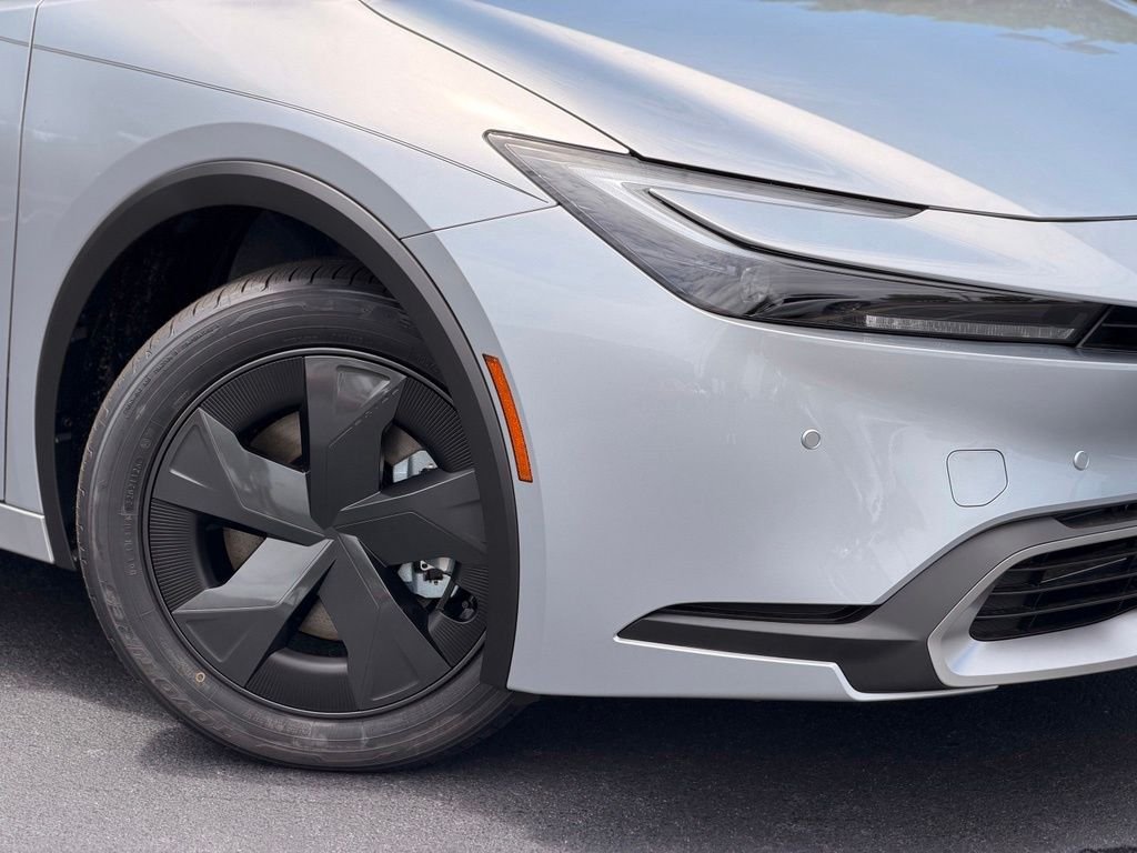 New 2026 Cutting Edge Toyota SE image 3