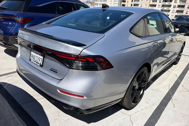 Certified Used 2024 Solar Silver Metallic Honda Sport-L image 7