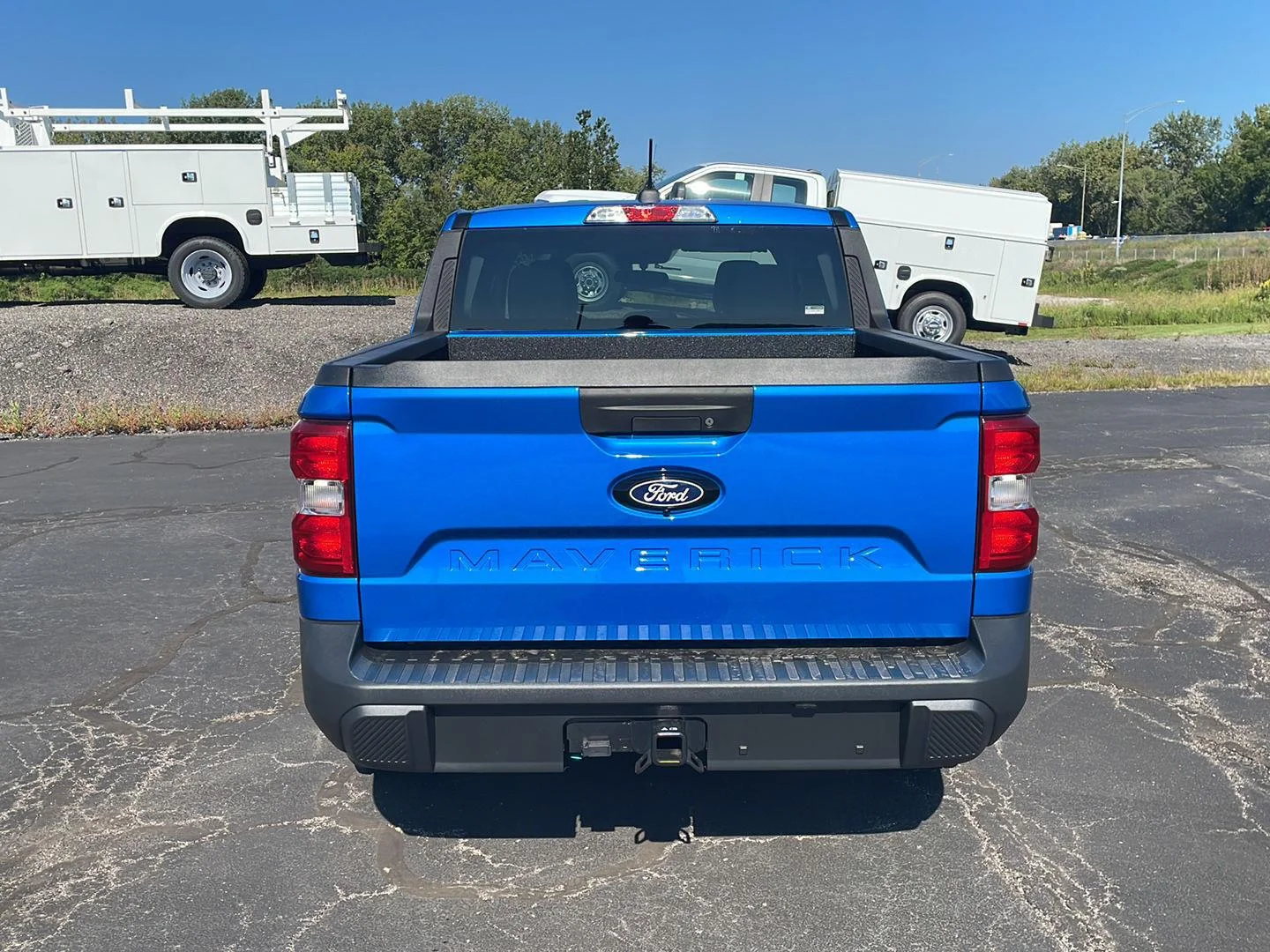 New 2026 Velocity Blue Ford XLT image 4
