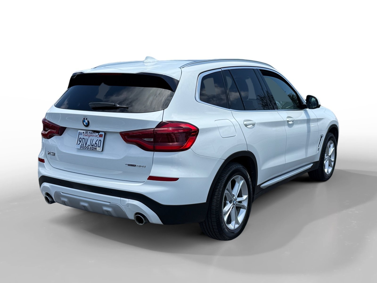 Used 2020 Alpine White BMW sDrive30i image 5