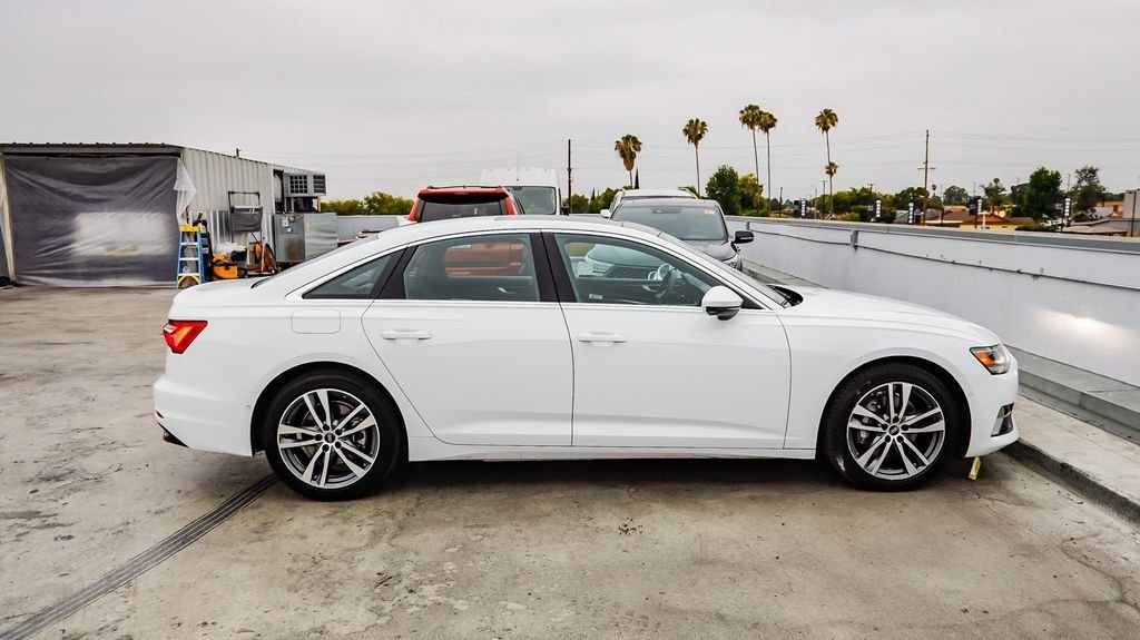 Used 2023 Ibis White Audi 45 Premium image 13