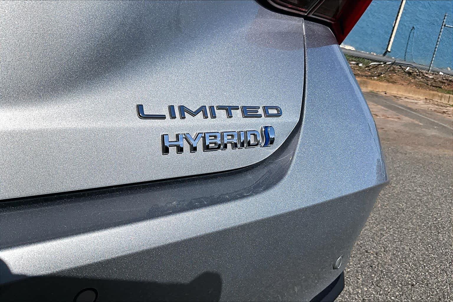 Used 2021 Celestial Silver Metallic Toyota Hybrid Limited image 10
