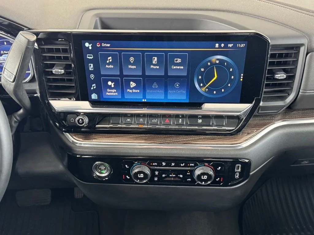 Used 2023 Black Chevrolet LT image 30