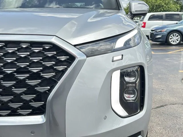 Used 2021 Silver Hyundai Calligraphy image 3
