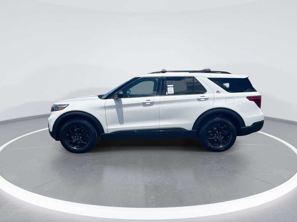 Used 2022 White Ford Timberline image 5