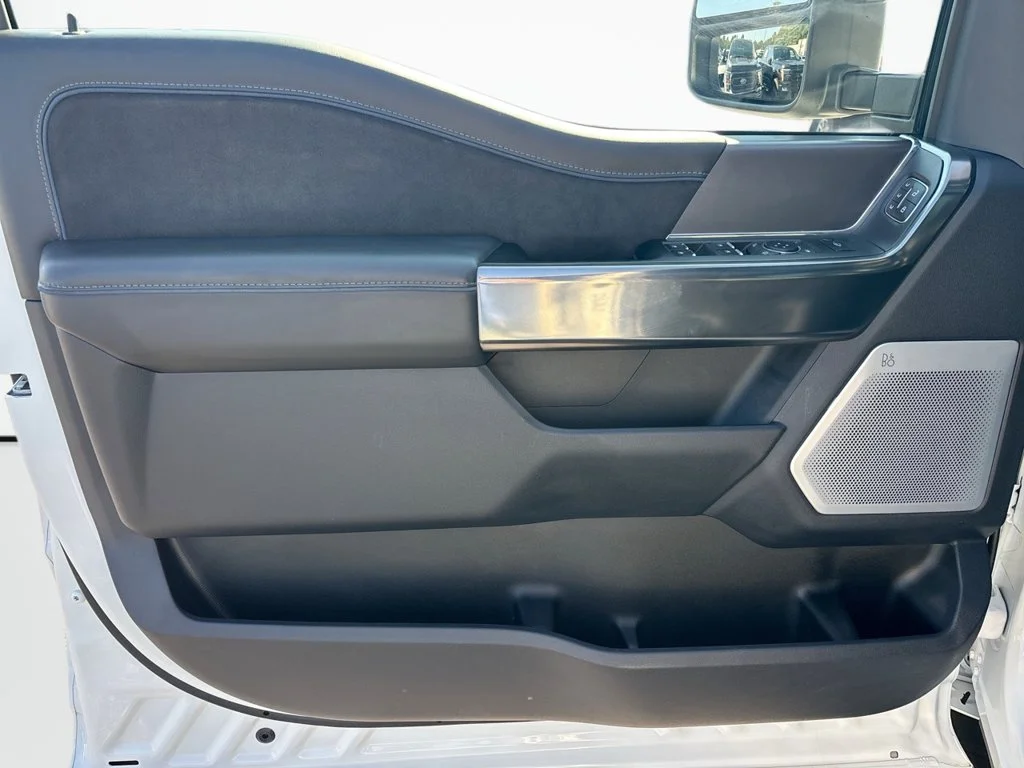 Certified Used 2026 Star White Ford Platinum image 28