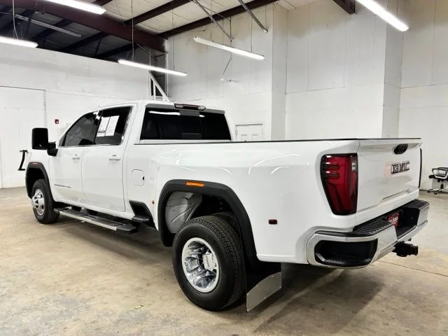 Used 2025 White GMC SLE image 5