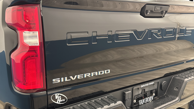 Used 2021 Black Chevrolet LTZ image 41