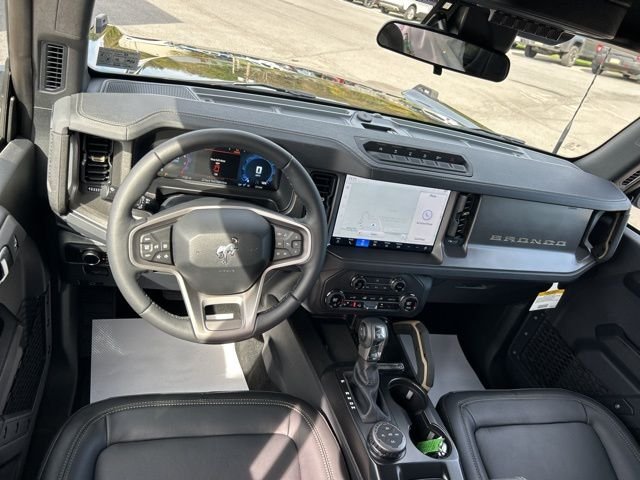 New 2025 Shadow Black Ford Badlands® image 32