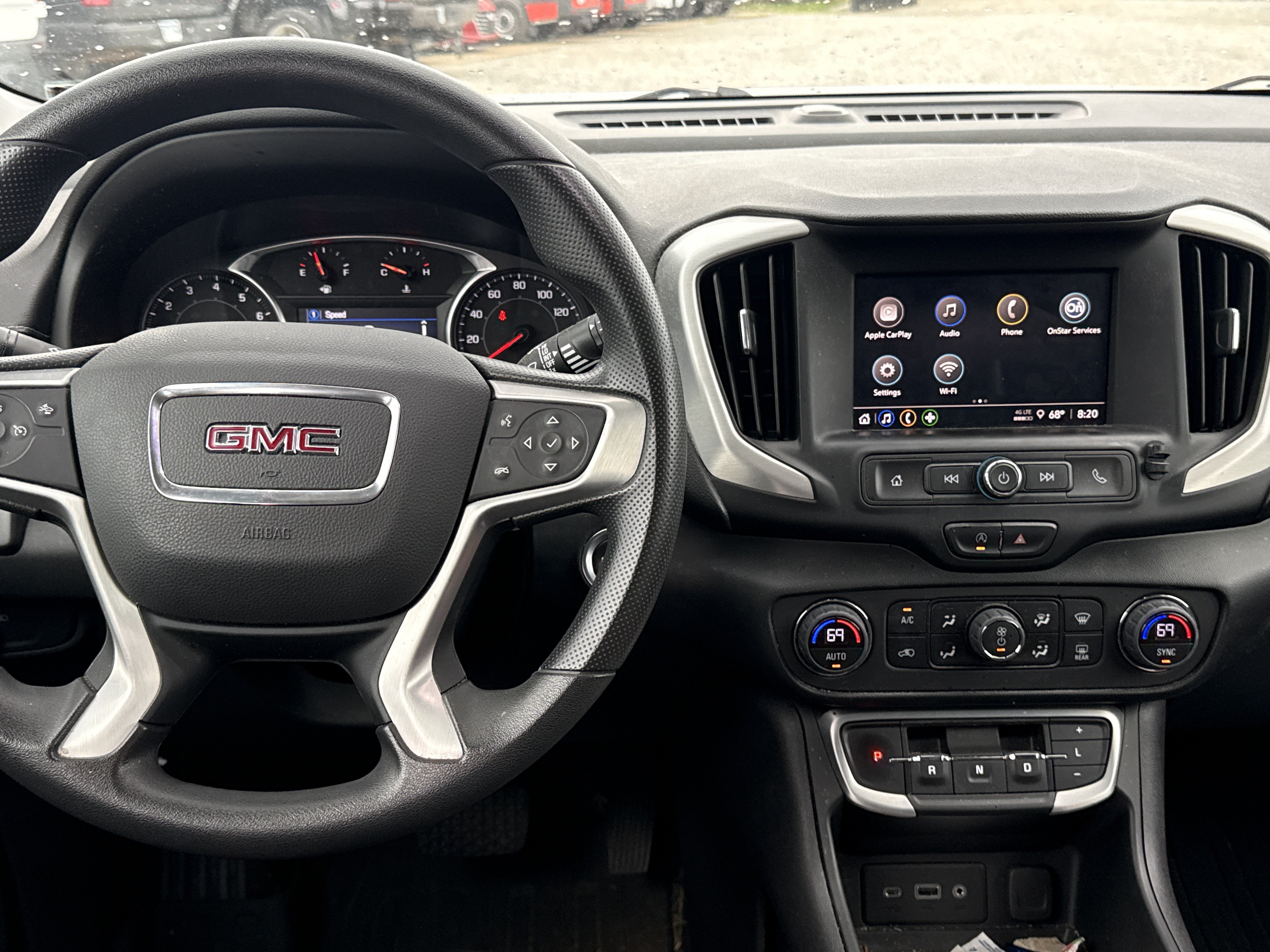 Used 2022 Quicksilver Metallic GMC SLE image 4