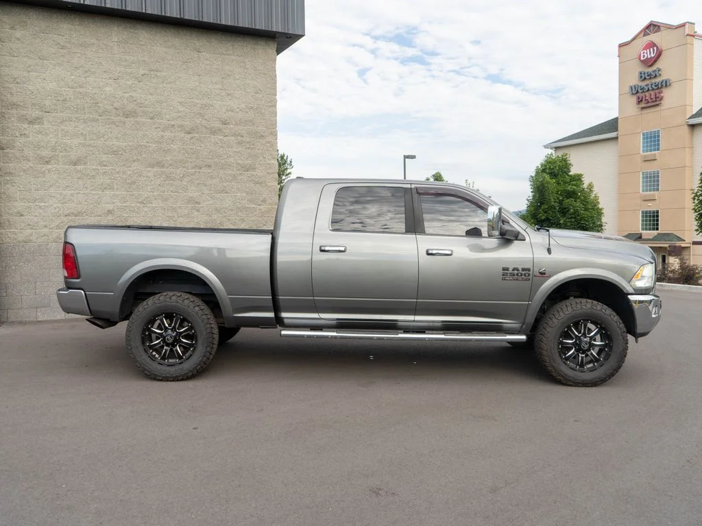 Used 2012 Gray Ram Laramie image 8