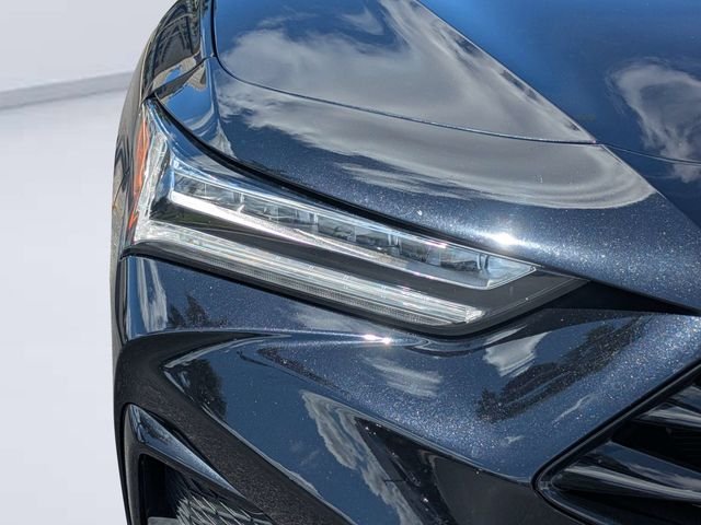 Used 2024 Majestic Black Pearl Acura Technology Package image 9