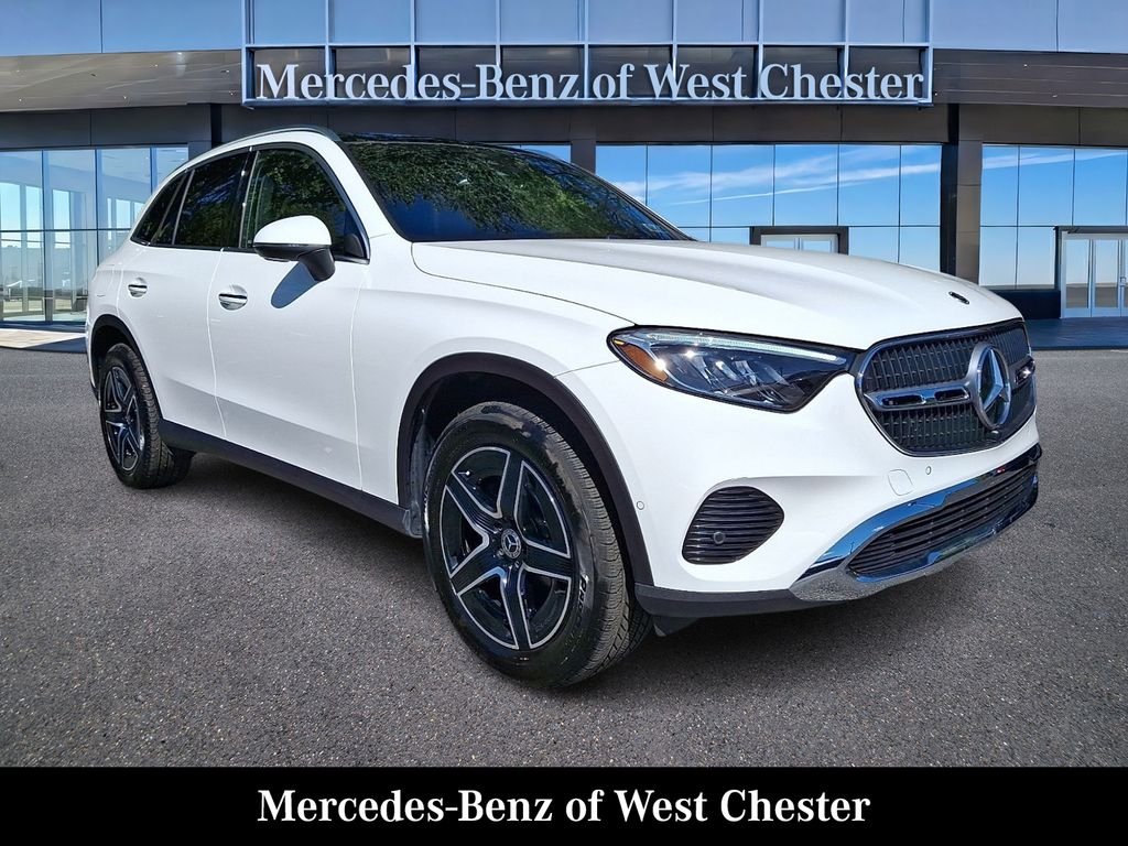 2026 Mercedes-Benz GLC 300 AWD 4MATIC® photo 1