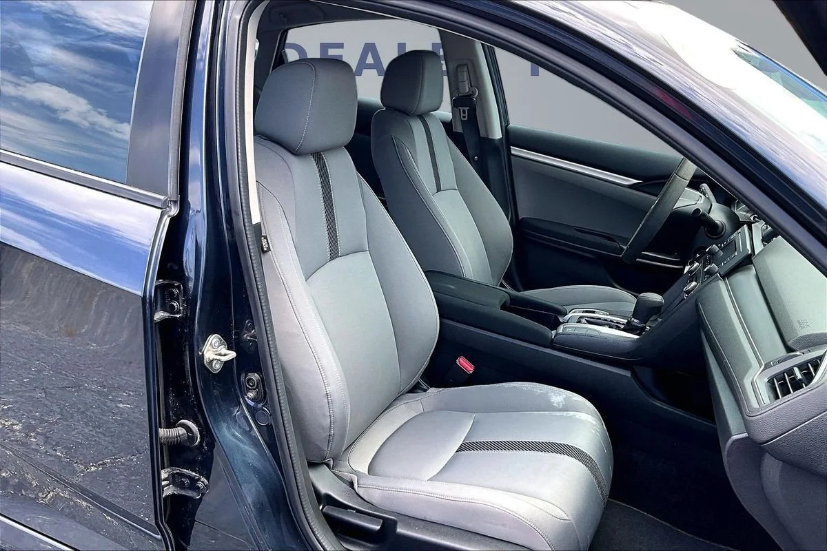 Used 2016 Blue Honda LX image 29