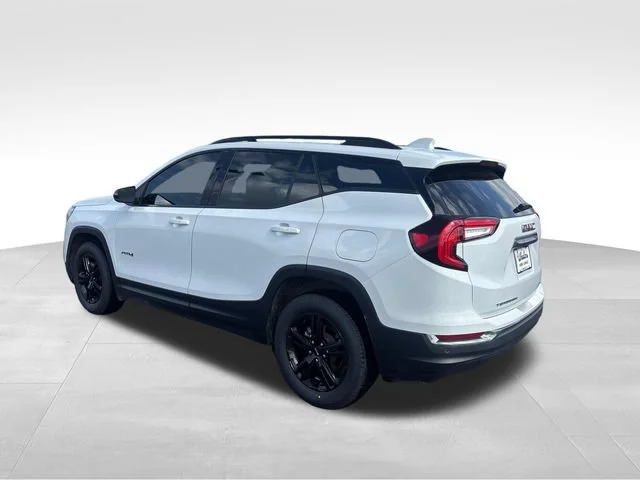 Used 2023 Summit White GMC AT4 image 3