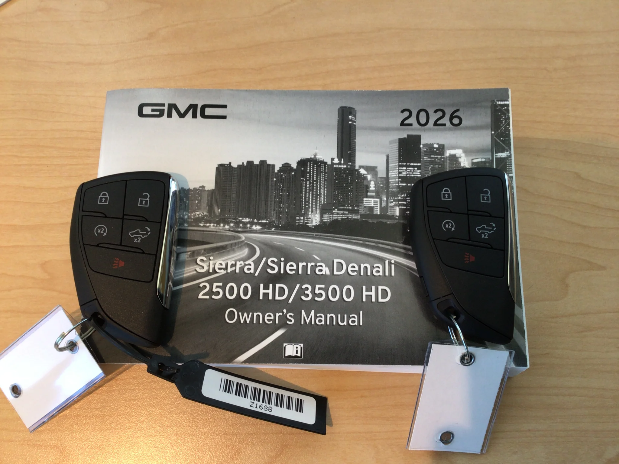 New 2026 Glacier White Tricoat GMC Denali Ultimate image 25