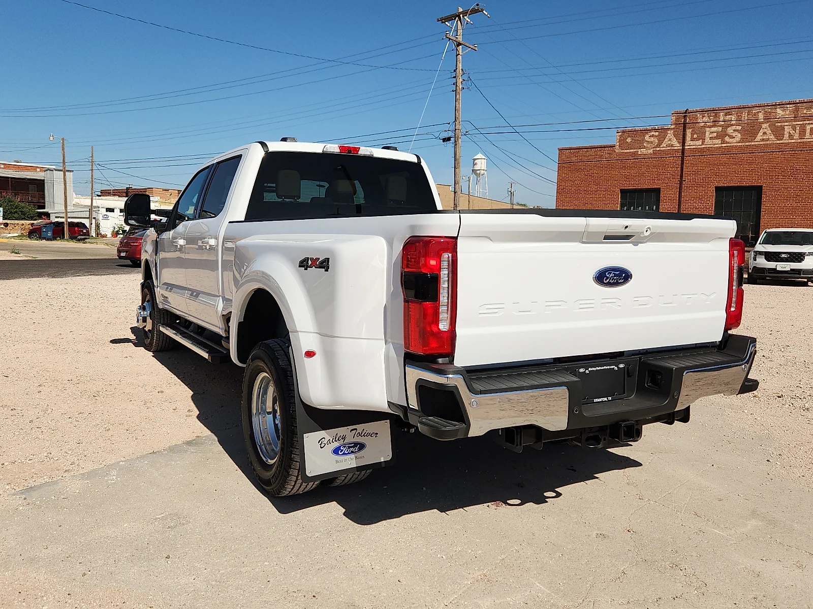 New 2026 Oxford White Ford Lariat image 5