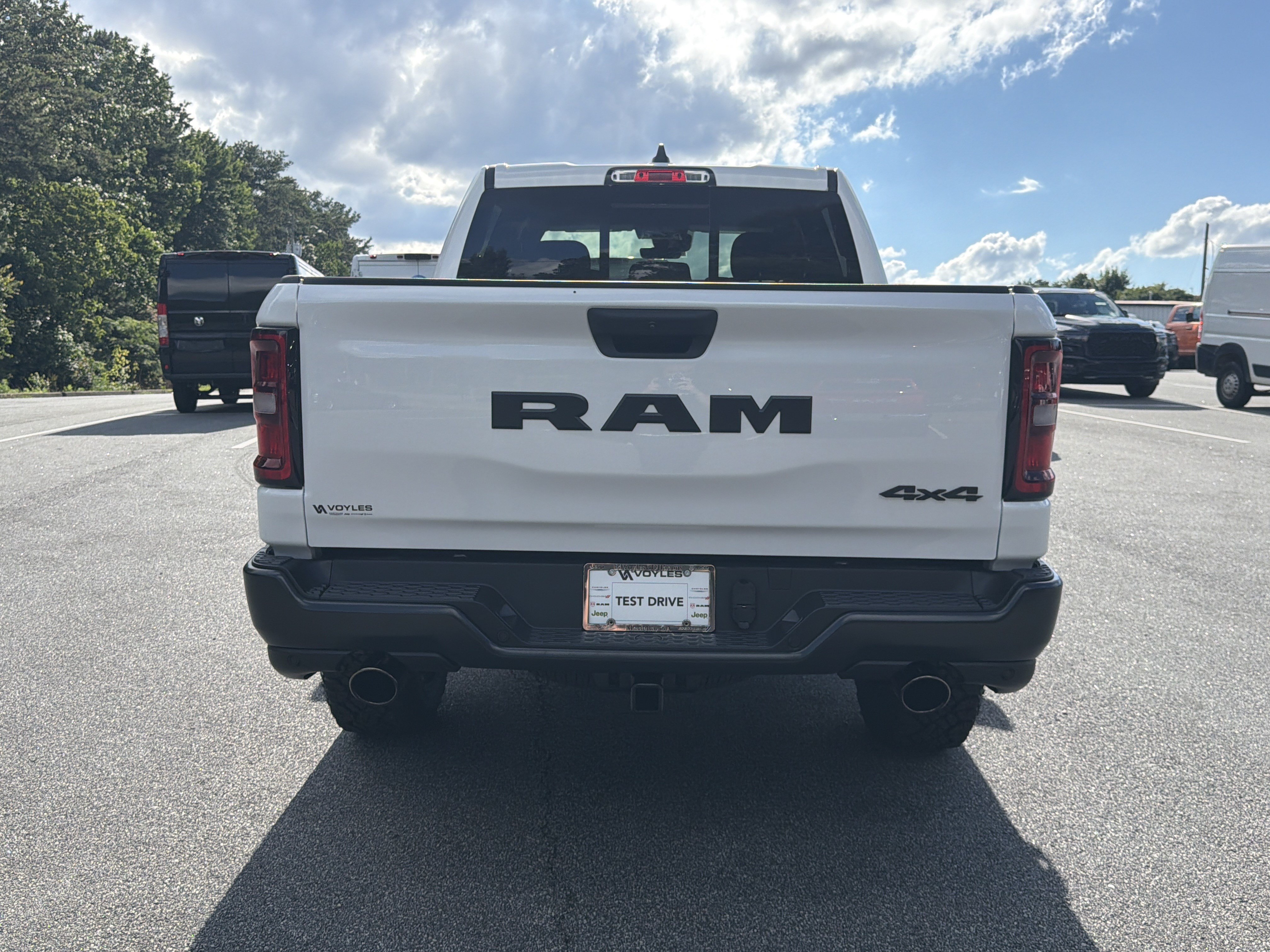 New 2026 Bright White Clear-Coat Exterior Paint RAM Warlock image 7