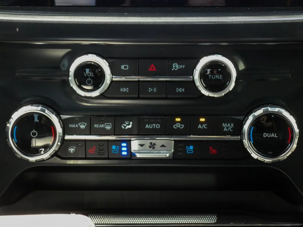 Used 2025 Black Ford Tremor image 33