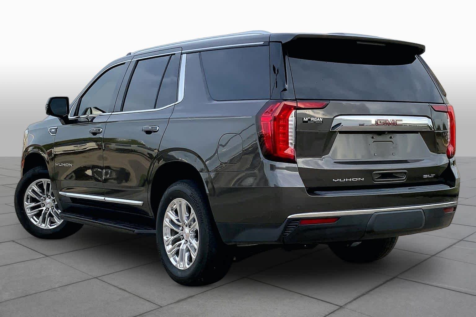 Used 2021 Smokey Quartz Metallic GMC SLT image 12