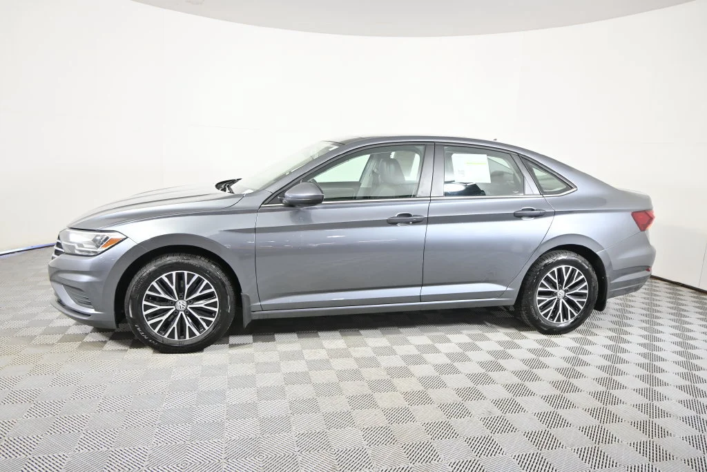 Used 2019 Volkswagen Jetta SE with VIN 3VWC57BU2KM108107 for sale in Forest Lake, Minnesota