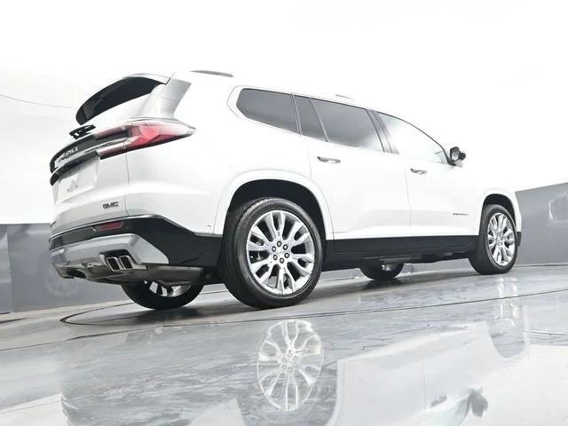 Used 2025 White GMC Denali image 32