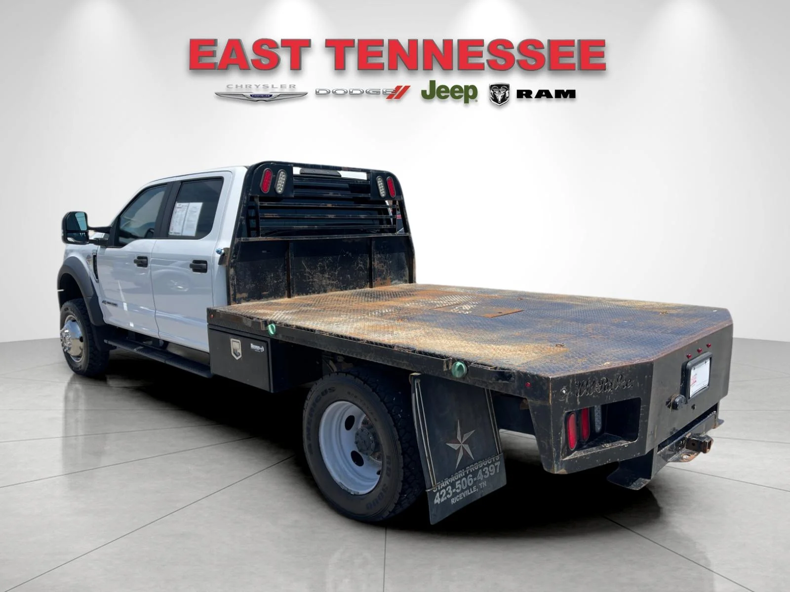 Used 2020 White Ford XL image 5