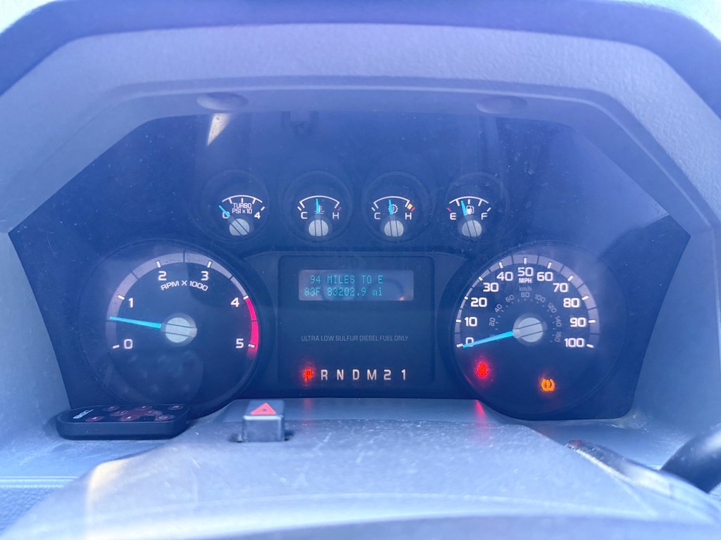 Used 2015 Oxford White Ford XL image 27