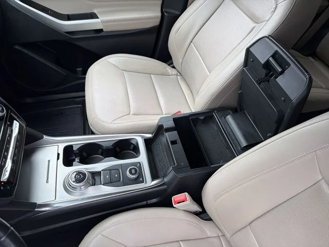 Used 2021 White Ford Limited image 23