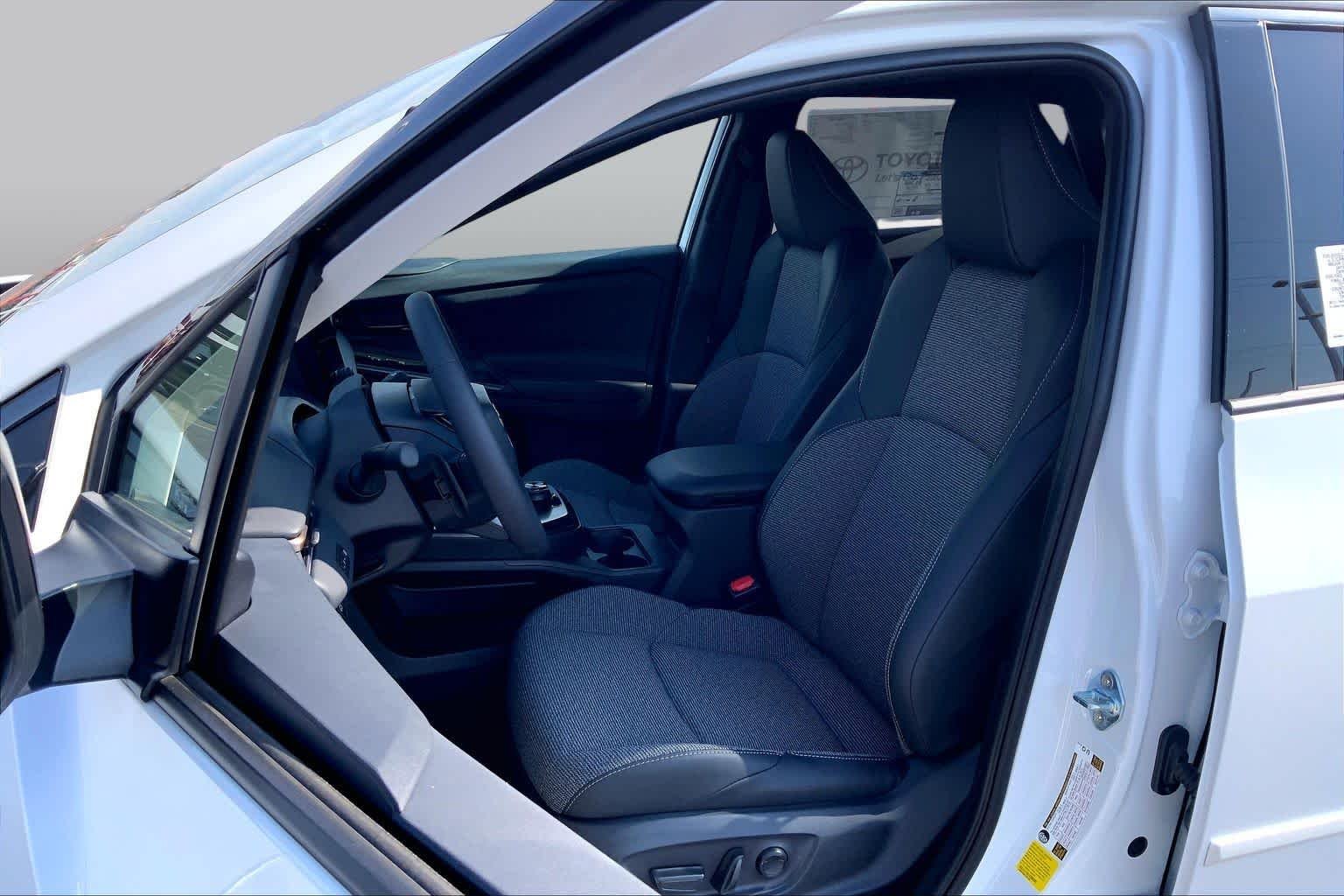 New 2026 Wind Chill Pearl Toyota XLE image 9