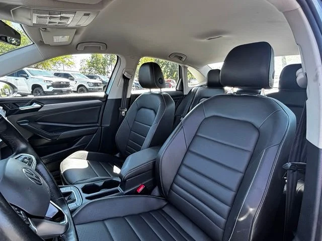 Used 2024 Silver Volkswagen 1.5T SE image 9