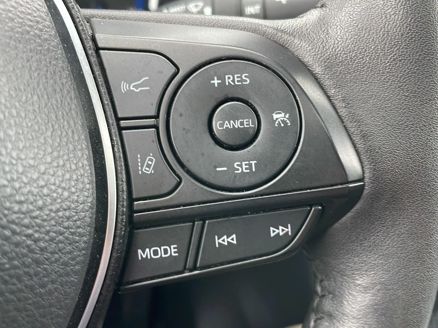 Used 2025 MIDNIGHT BLACK METALLIC TOYOTA TRUCK HYBRID XLE image 16