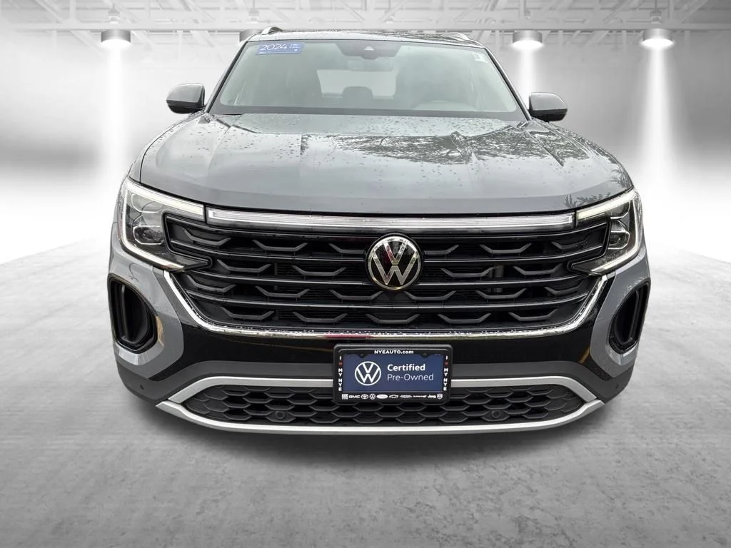 Used 2024  Volkswagen 2.0T SE w/Technology image 9
