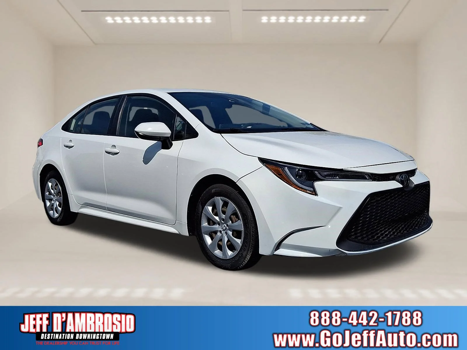 Used 2020 Super White Toyota LE image 1
