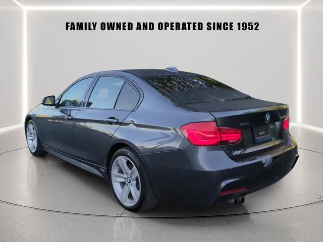 Used 2016 Gray BMW 328i xDrive image 4