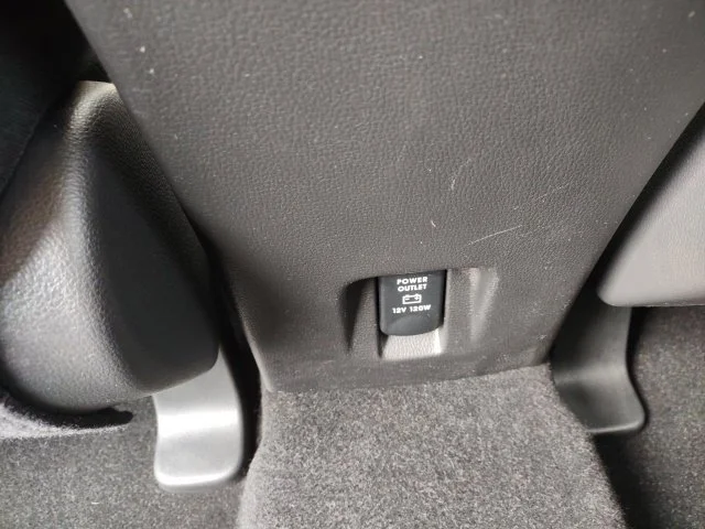 Certified Used 2024 White Mitsubishi  image 19