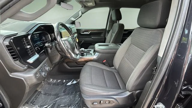 Used 2022 Gray Chevrolet RST image 18