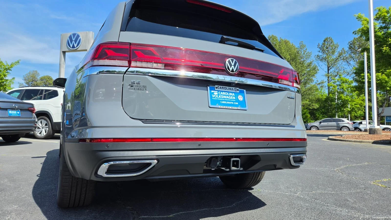 New 2026 Pure Gray Volkswagen 2.0T SE w/Technology image 12